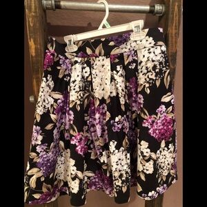 White House Black Market  WHBM Floral Skirt